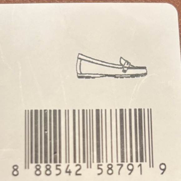 Coach Red Leather Flats with Gold Accent - Picture 6 of 6